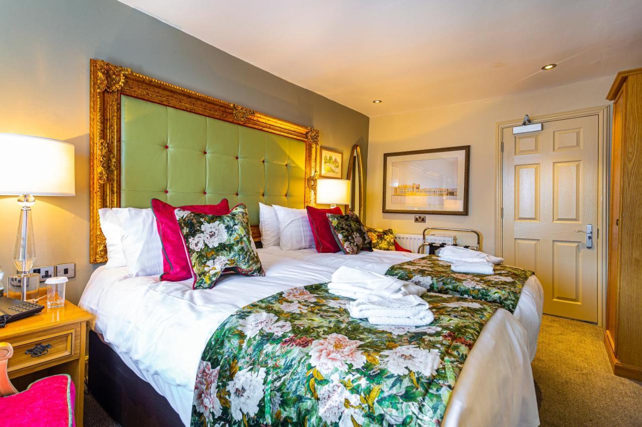 The Rutland Arms Hotel, Bakewell, Derbyshire Kültér fotó