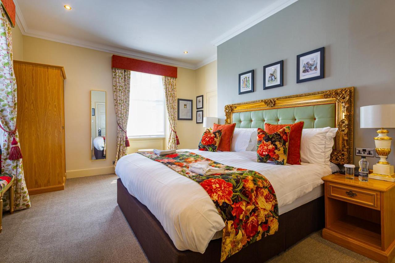 The Rutland Arms Hotel, Bakewell, Derbyshire Kültér fotó