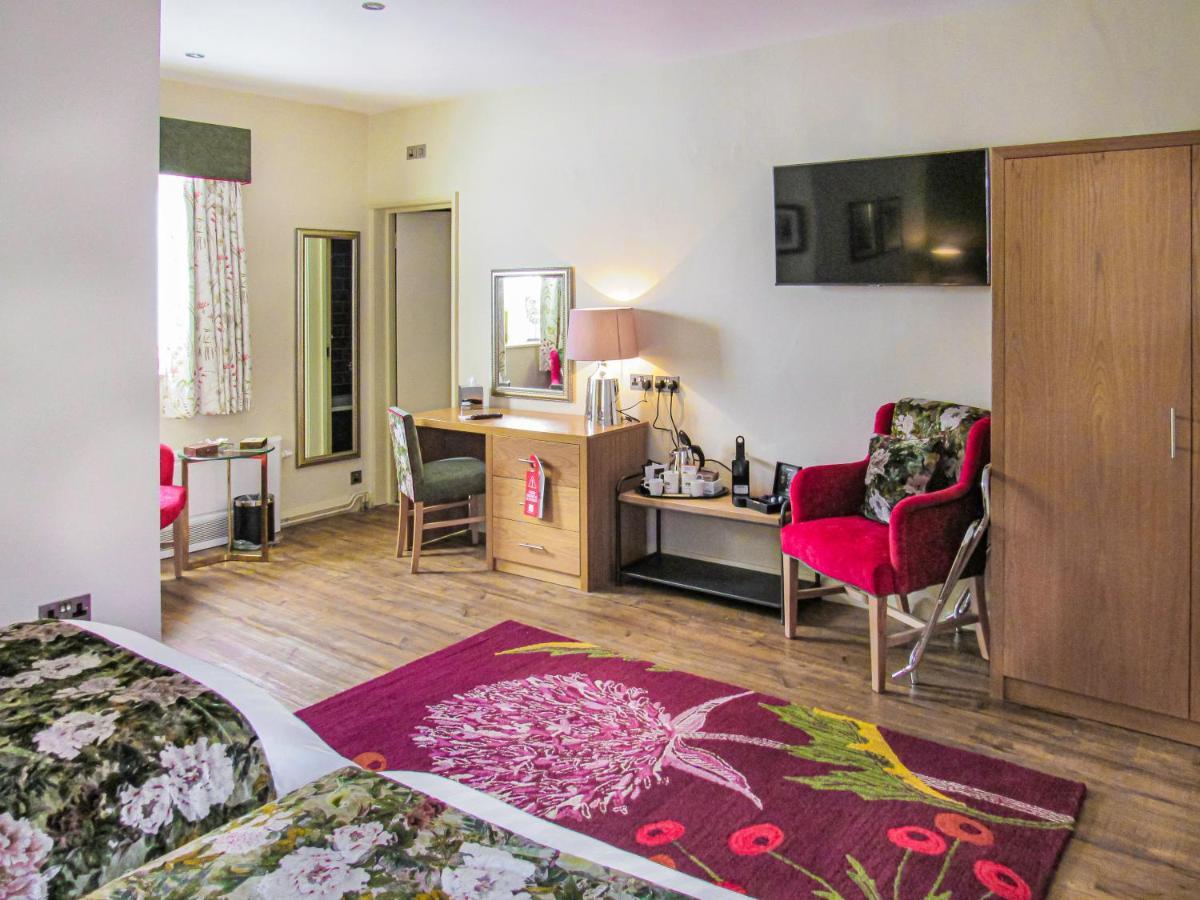 The Rutland Arms Hotel, Bakewell, Derbyshire Kültér fotó