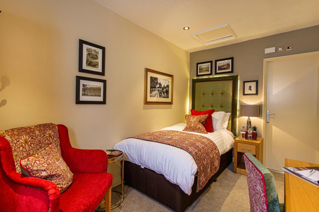 The Rutland Arms Hotel, Bakewell, Derbyshire Kültér fotó