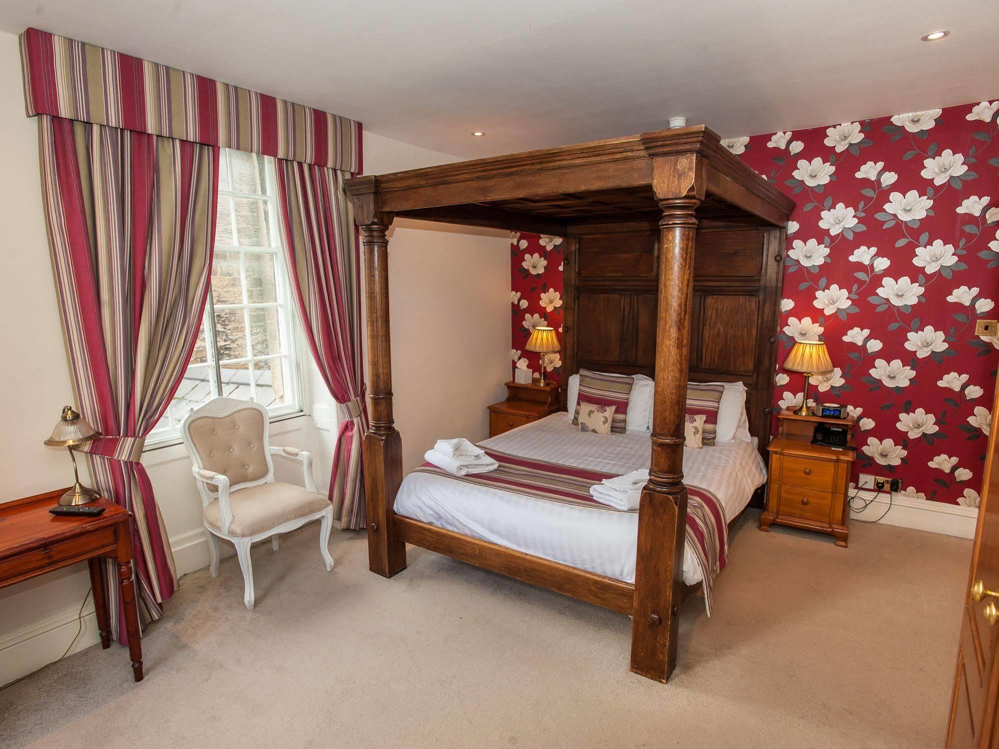 The Rutland Arms Hotel, Bakewell, Derbyshire Kültér fotó