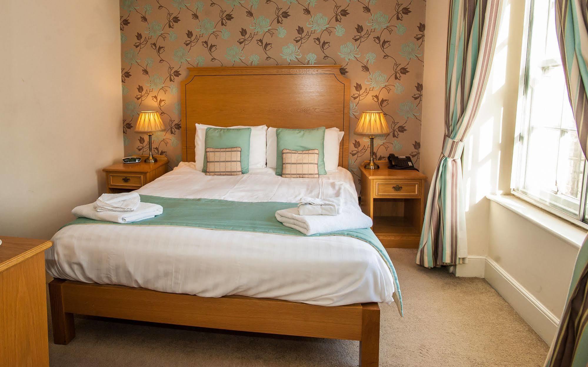 The Rutland Arms Hotel, Bakewell, Derbyshire Kültér fotó